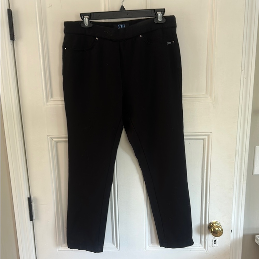 FDJ Black Women's slimming Jeggings